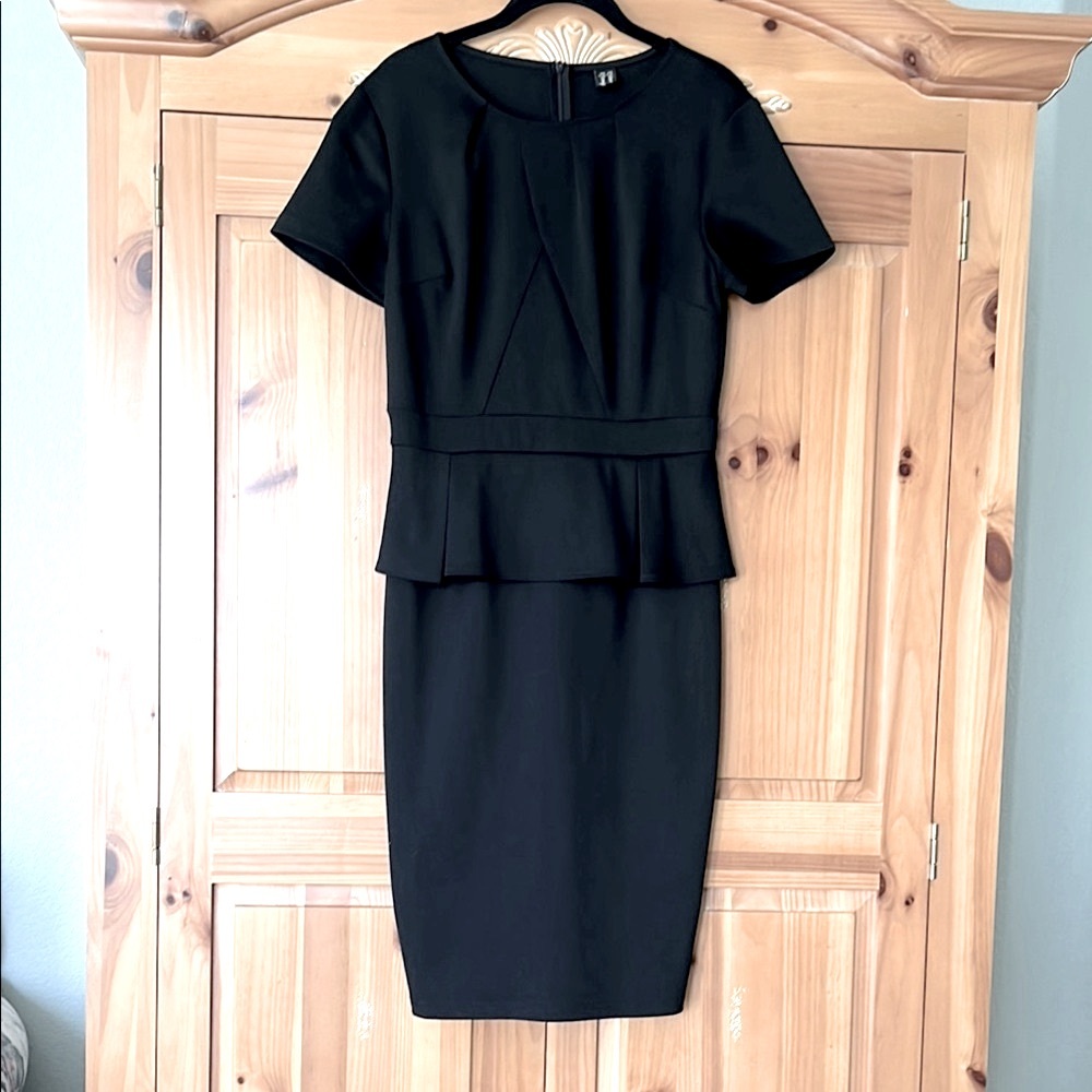 🌟HP🌟Peplum Sheath Dress